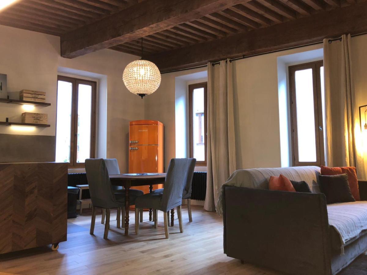 L'Appartement De Chiara A Annecy Bagian luar foto