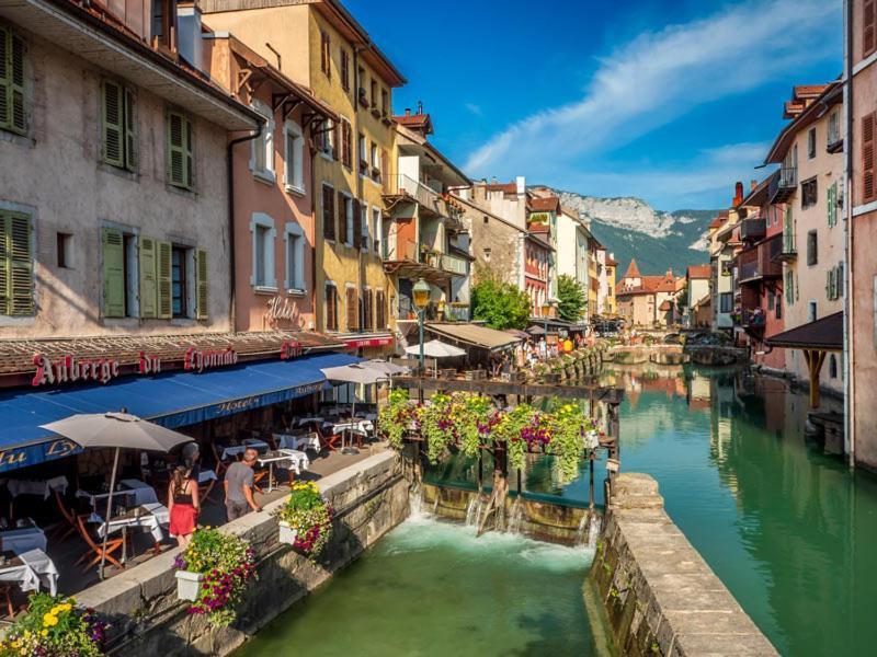 L'Appartement De Chiara A Annecy Bagian luar foto