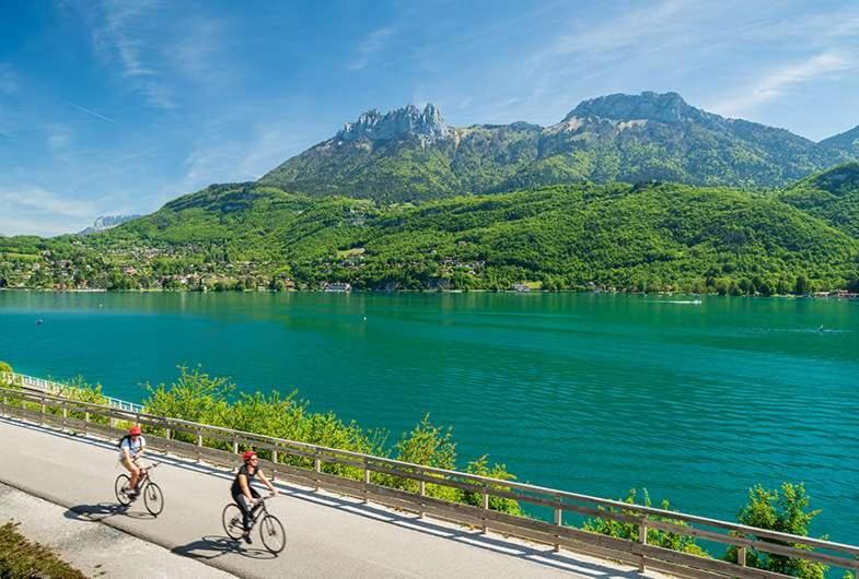 L'Appartement De Chiara A Annecy Bagian luar foto